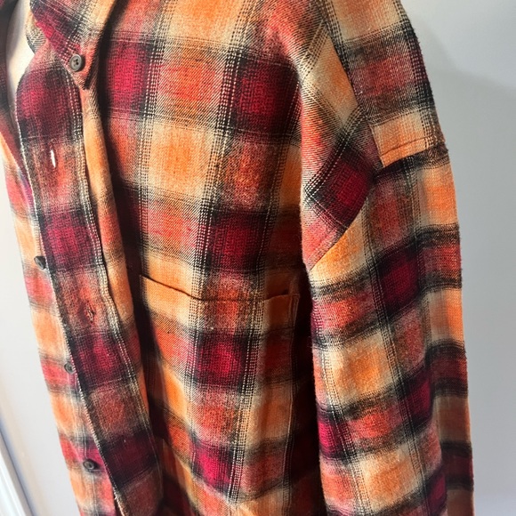 St John’s Bay Men’s Long Sleeved Button Downed Shirt in Fall Colors!! - Picture 4 of 9